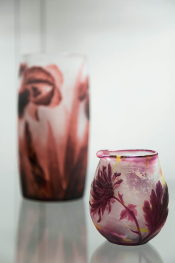 Decorative Glass Vases With Floral Designs